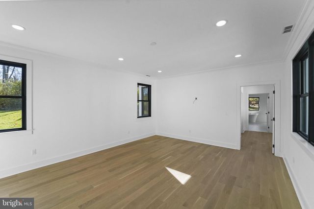 1107 GREAT RD, Princeton, NJ 08540