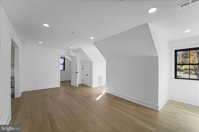 1107 GREAT RD, Princeton, NJ 08540