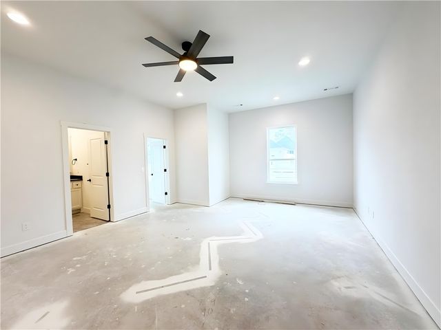 1320 Greyback Lane, Centerton, AR 72719