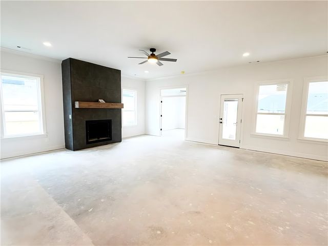 1320 Greyback Lane, Centerton, AR 72719