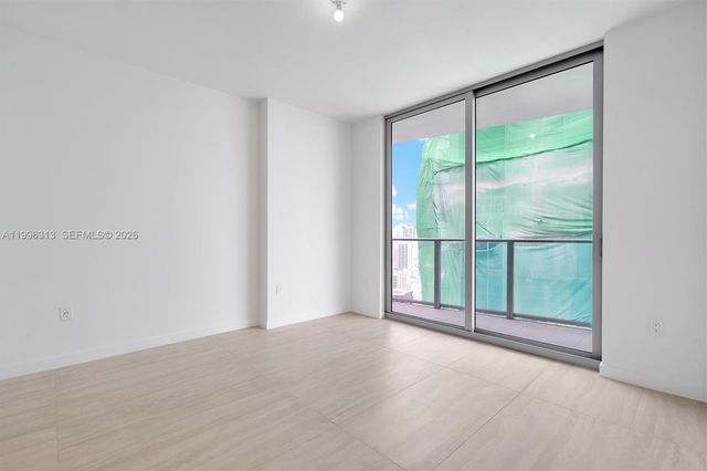 77 SE 5th Street 4206, Miami, FL 33131