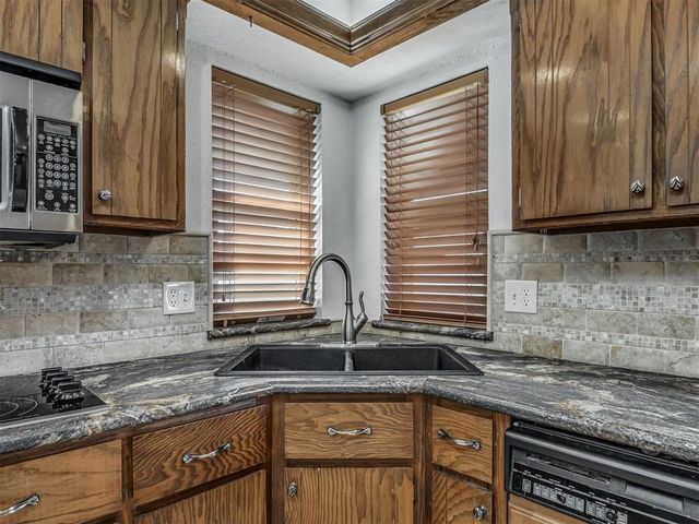 8909 Tracy Drive, Oklahoma City, OK 73132