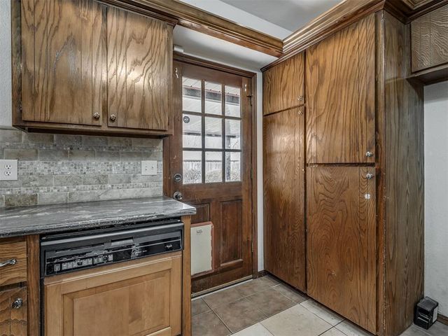 8909 Tracy Drive, Oklahoma City, OK 73132