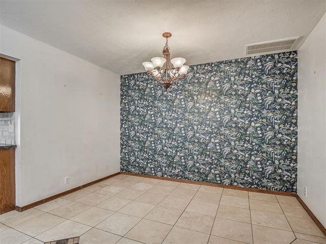 8909 Tracy Drive, Oklahoma City, OK 73132