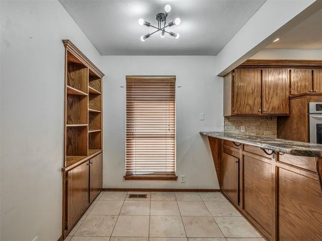 8909 Tracy Drive, Oklahoma City, OK 73132