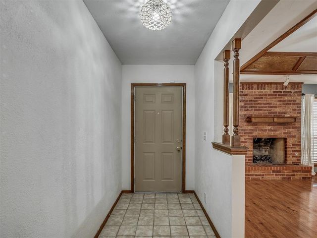 8909 Tracy Drive, Oklahoma City, OK 73132