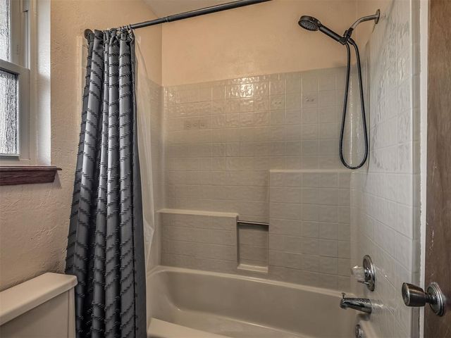 8909 Tracy Drive, Oklahoma City, OK 73132