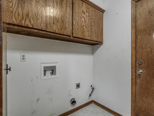 8909 Tracy Drive, Oklahoma City, OK 73132