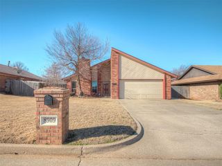 8909 Tracy Drive, Oklahoma City, OK 73132