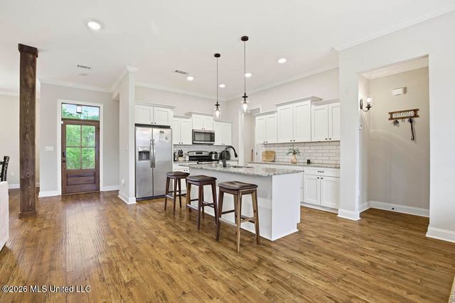 25 Island Oak, Hattiesburg, MS 39402