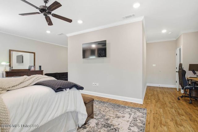 25 Island Oak, Hattiesburg, MS 39402
