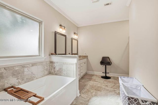 25 Island Oak, Hattiesburg, MS 39402