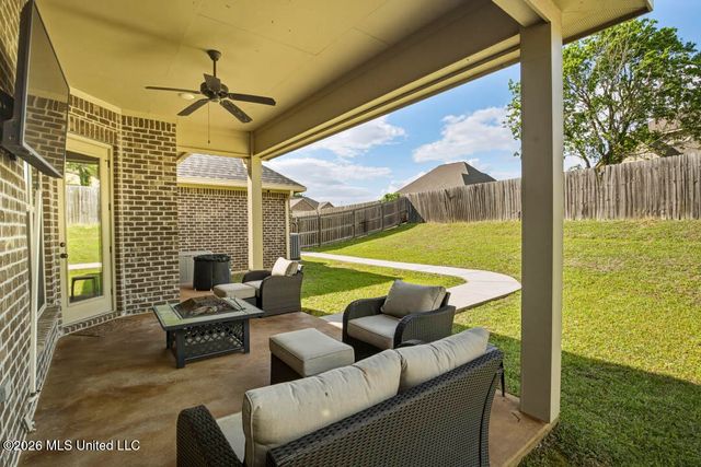 25 Island Oak, Hattiesburg, MS 39402