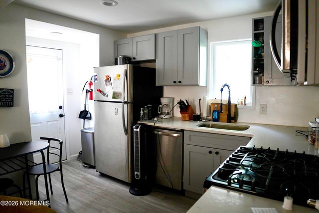 12 Starboard Way, Waretown, NJ 08758