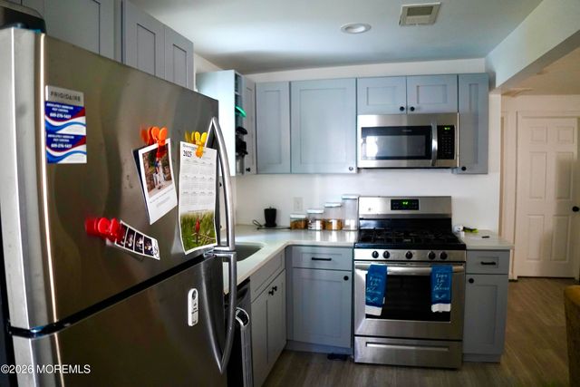 12 Starboard Way, Waretown, NJ 08758