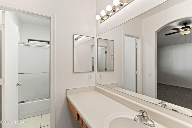 5121 S Lavender Mist Court, Tucson, AZ 85746
