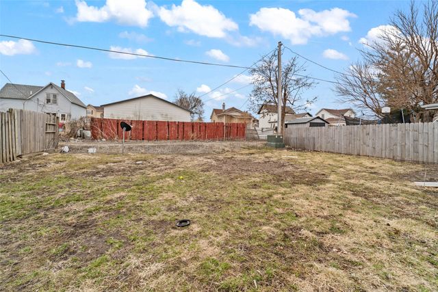 411 Swayze Street, Marshalltown, IA 50158