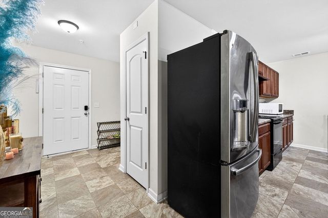 2080 Belmont Circle NE, Conyers, GA 30012