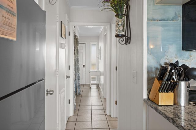 1300 Ocean Boulevard 321, Isle Of Palms, SC 29451