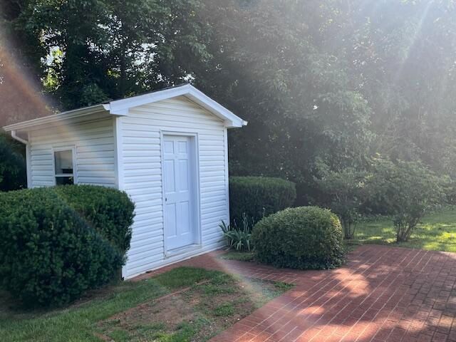 366 HOWARD DR, Salem, VA 24153