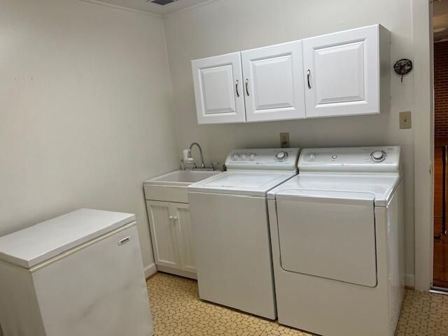 366 HOWARD DR, Salem, VA 24153