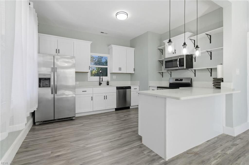 62 Buxton AVE, Newport News, VA 23607