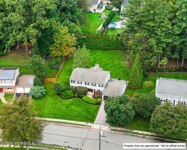 23 Regina Road, Morganville, NJ 07751