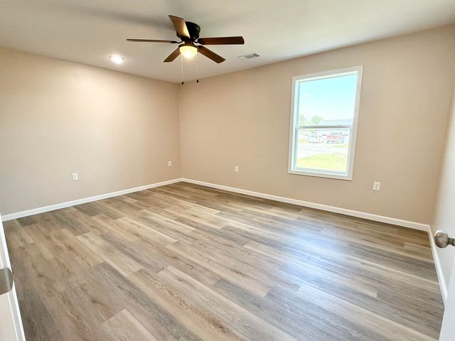 205 Raymond, Paragould, AR 72450