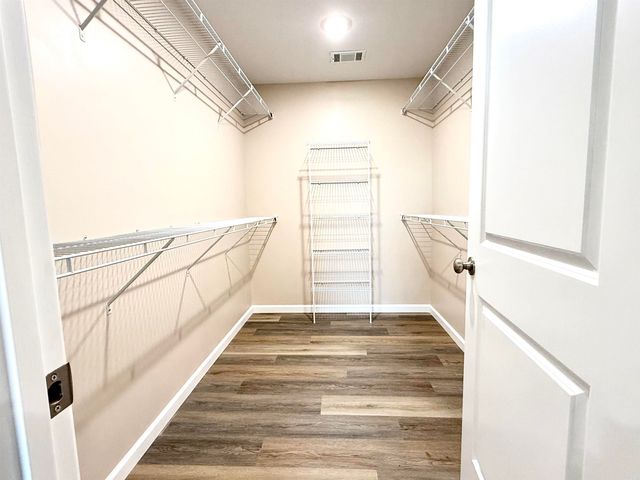 205 Raymond, Paragould, AR 72450