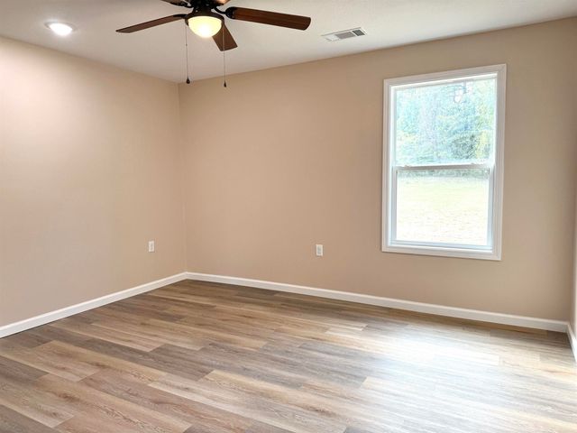 205 Raymond, Paragould, AR 72450