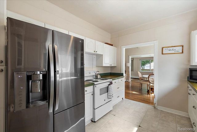 38292 Murdick Drive, New Baltimore, MI 48047