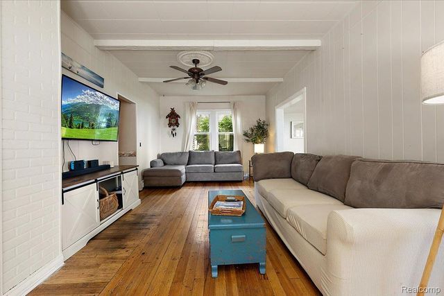 38292 Murdick Drive, New Baltimore, MI 48047