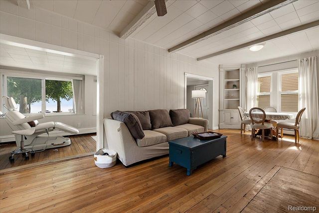 38292 Murdick Drive, New Baltimore, MI 48047