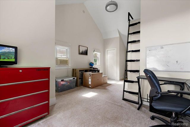 38292 Murdick Drive, New Baltimore, MI 48047