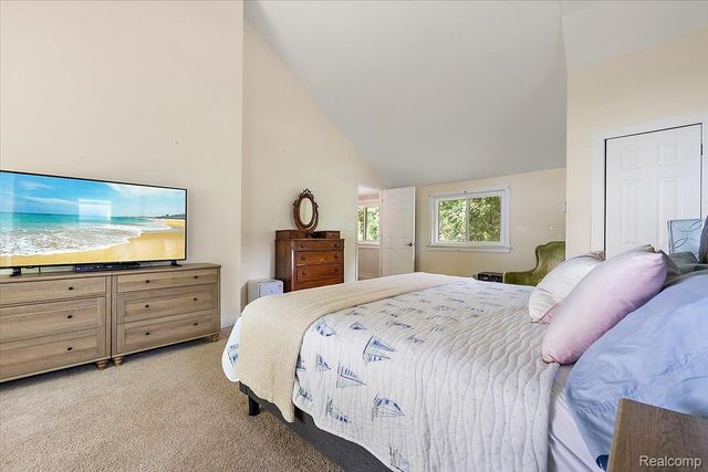 38292 Murdick Drive, New Baltimore, MI 48047