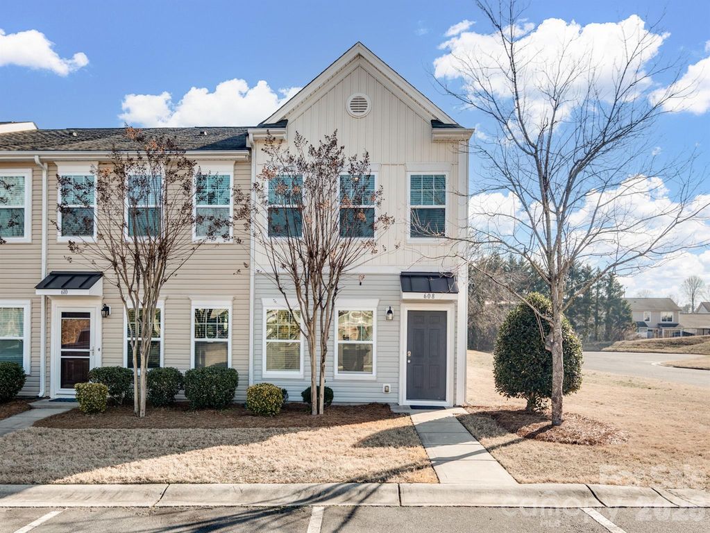 608 Cahill Lane, Fort Mill, SC 29715