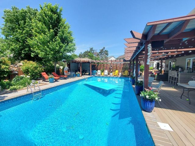 12806 Yellow Pine Street NW, Coon Rapids, MN 55448