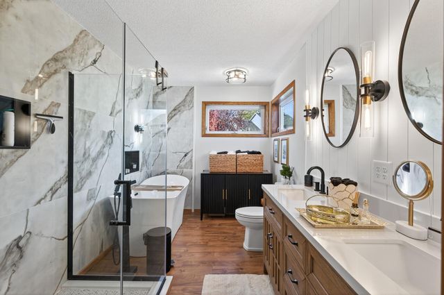 12806 Yellow Pine Street NW, Coon Rapids, MN 55448