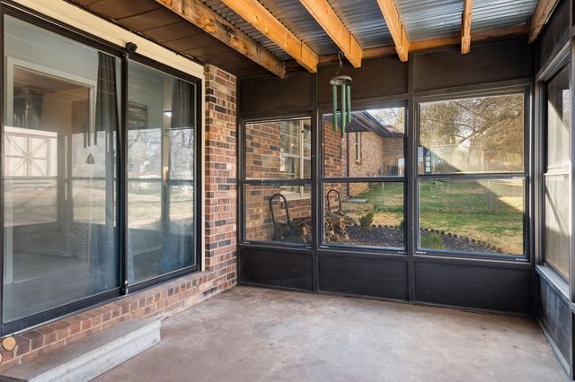 1923 E Valley Water Mill Road, Springfield, MO 65803