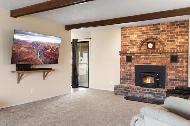 1923 E Valley Water Mill Road, Springfield, MO 65803