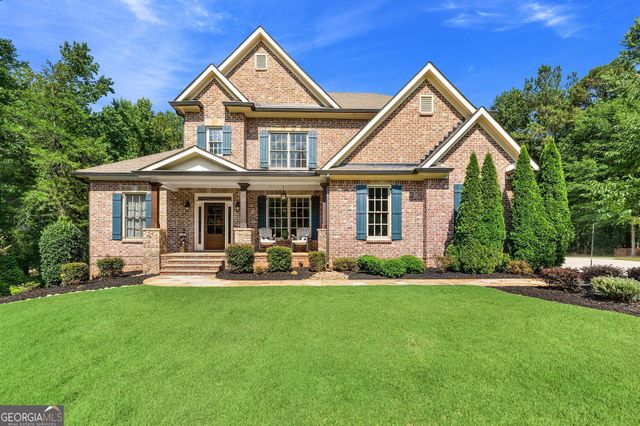 1127 Antrim Glen Drive, Hoschton, GA 30548