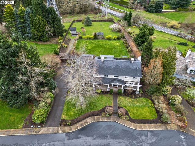 14302 Nw DUNBAR Ln, Portland, OR 97231
