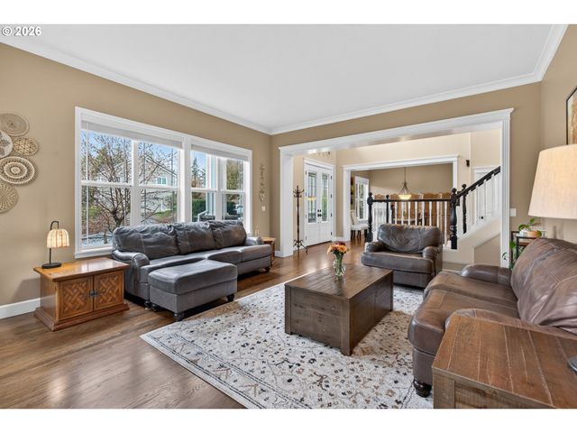 14302 Nw DUNBAR Ln, Portland, OR 97231