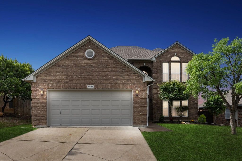 4844 Jodi Drive, Fort Worth, TX 76244