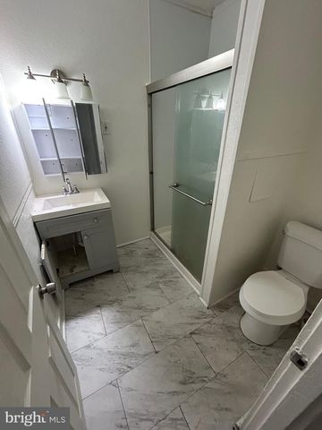 2015 SINCLAIR LN, Baltimore, MD 21213