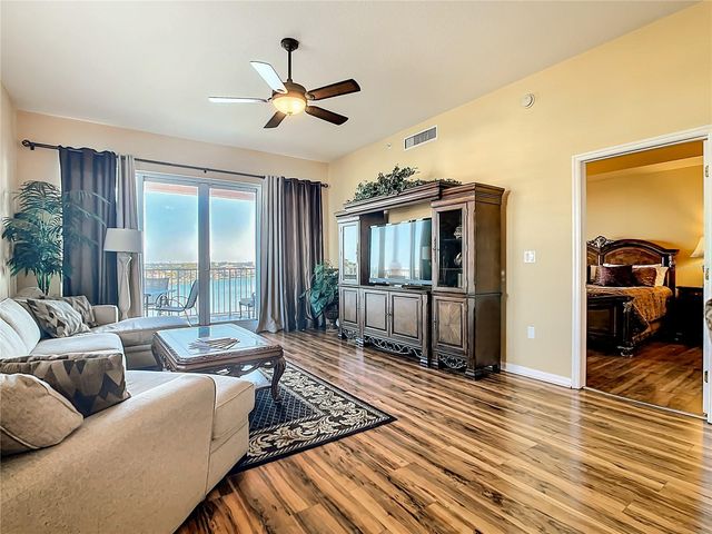 530 S GULFVIEW BOULEVARD 500, Clearwater, FL 33767