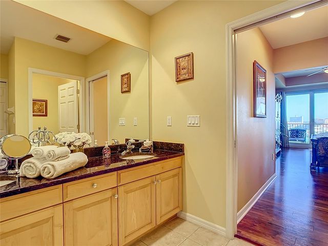 530 S GULFVIEW BOULEVARD 500, Clearwater, FL 33767
