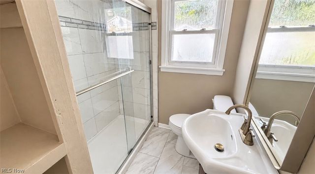 1193 Greenwood Avenue, Akron, OH 44320