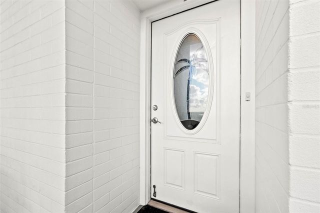 1365 SNELL ISLE BOULEVARD NE 8D, St Petersburg, FL 33704