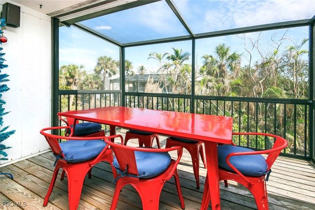 662 Donax ST, Sanibel, FL 33957